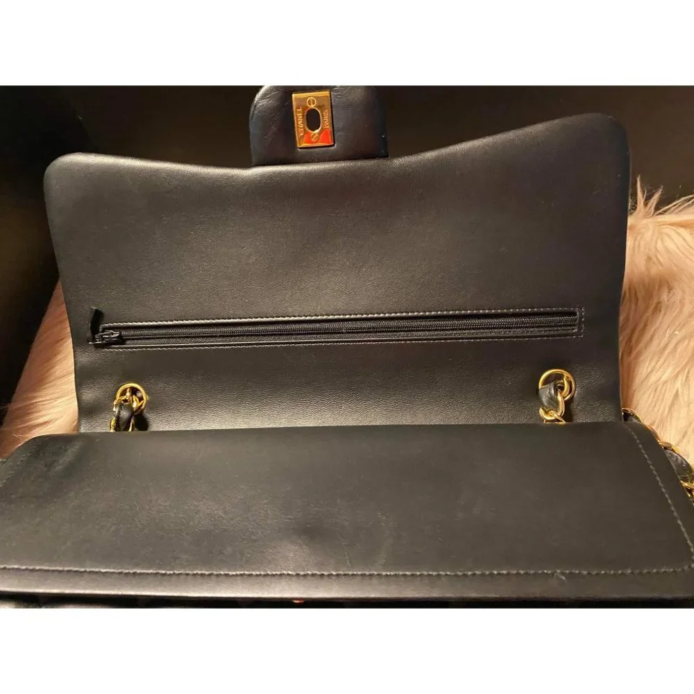 100% Authentic CHANEL Quilted Double Flap Jumbo Lambskin Black Shoulder Bag - Picture 14 of 16